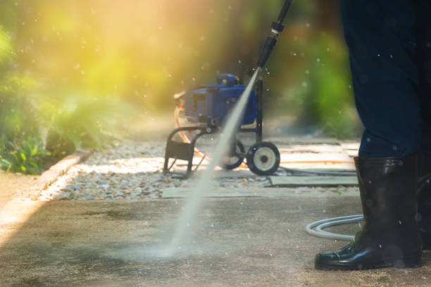 Best Gutter Cleaning  in Parkwood, CA